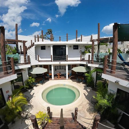 Ade Hotel バカラル エクステリア 写真